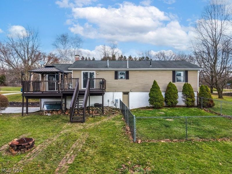 2190 Waterbury Drive, Uniontown, OH 44685 Photo 5