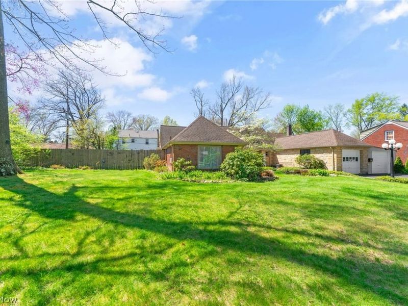 3648 Glenmere Drive , Youngstown, OH 44511 Photo 27