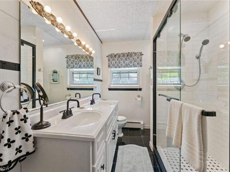 3648 Glenmere Drive , Youngstown, OH 44511 Photo 9