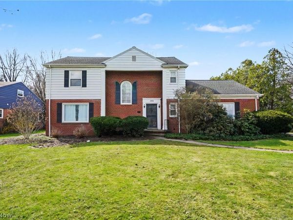 2456 Fifth Avenue , Liberty, OH 44505