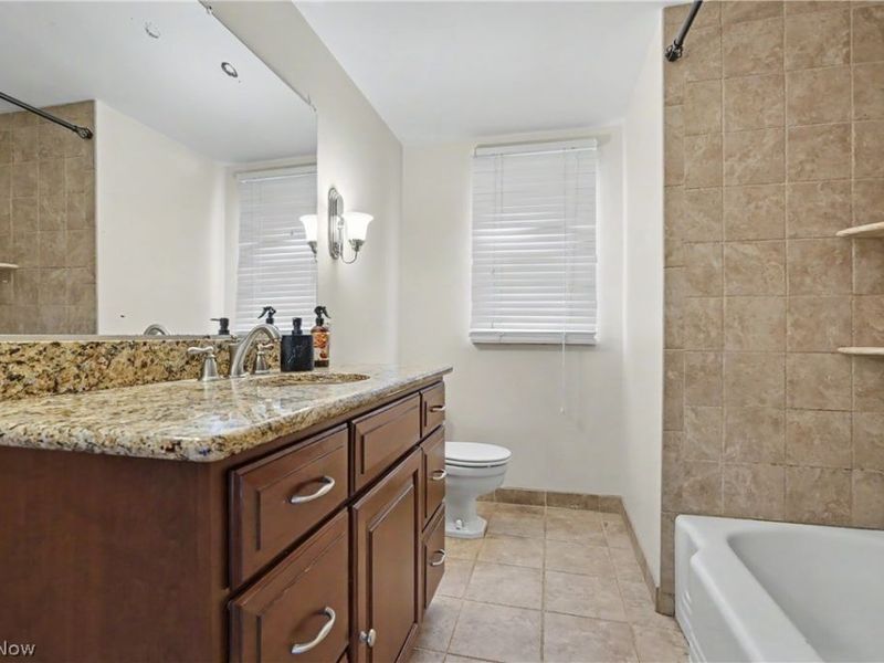 2456 Fifth Avenue , Liberty, OH 44505 Photo 14