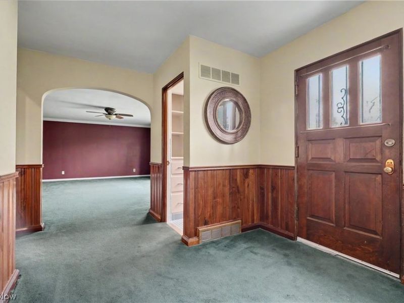 2456 Fifth Avenue , Liberty, OH 44505 Photo 8