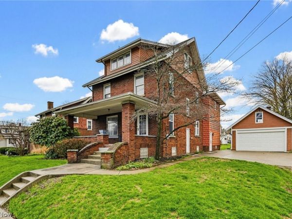 816 E Gorgas Street , Louisville, OH 44641