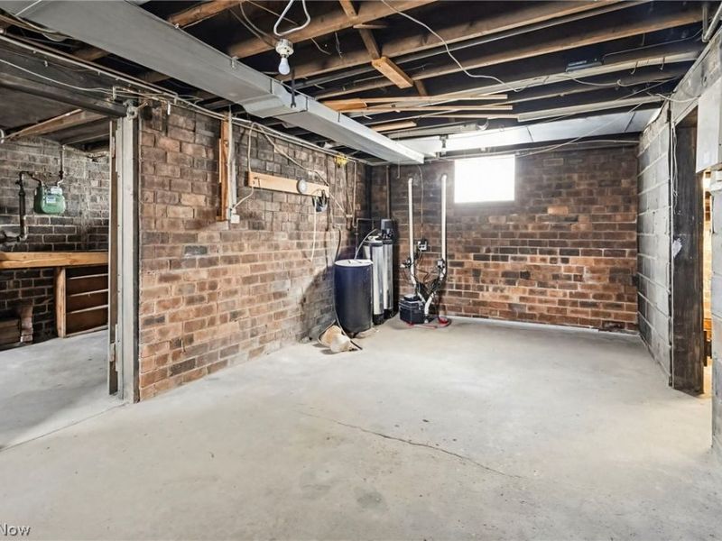 816 E Gorgas Street, Louisville, OH 44641 Photo 23