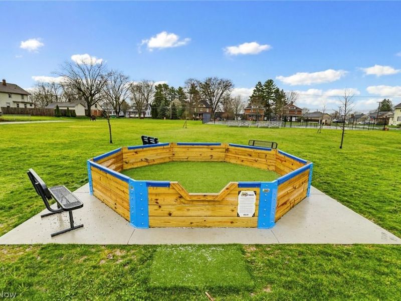 816 E Gorgas Street, Louisville, OH 44641 Photo 30