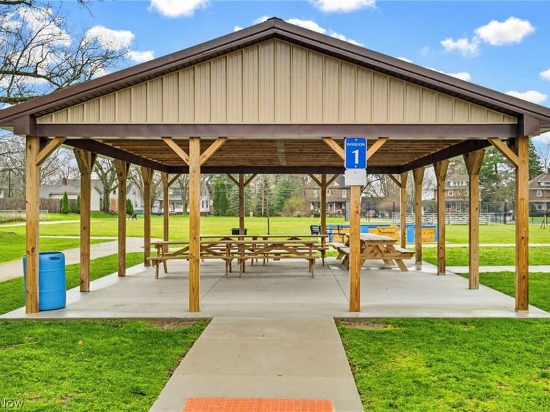 816 E Gorgas Street, Louisville, OH 44641 Photo 32