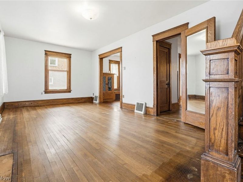 816 E Gorgas Street, Louisville, OH 44641 Photo 4