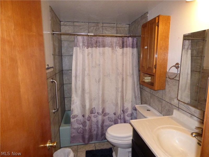 480 Aurora Drive , Youngstown, OH 44505 Photo 11