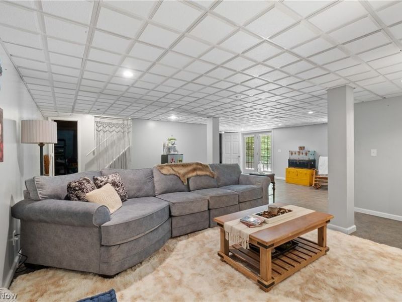 7746 Moores Ridge Road SE, Uhrichsville, OH 44683 Photo 23