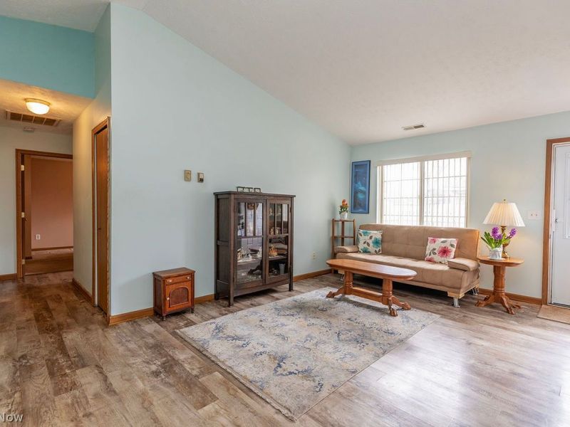 35254 Greenwich Avenue , North Ridgeville, OH 44039 Photo 14