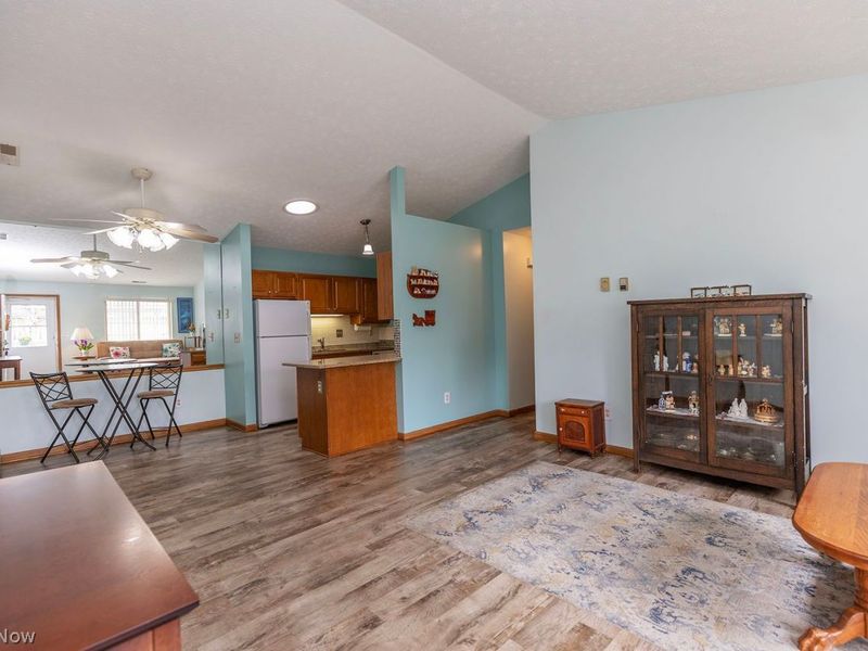 35254 Greenwich Avenue , North Ridgeville, OH 44039 Photo 16