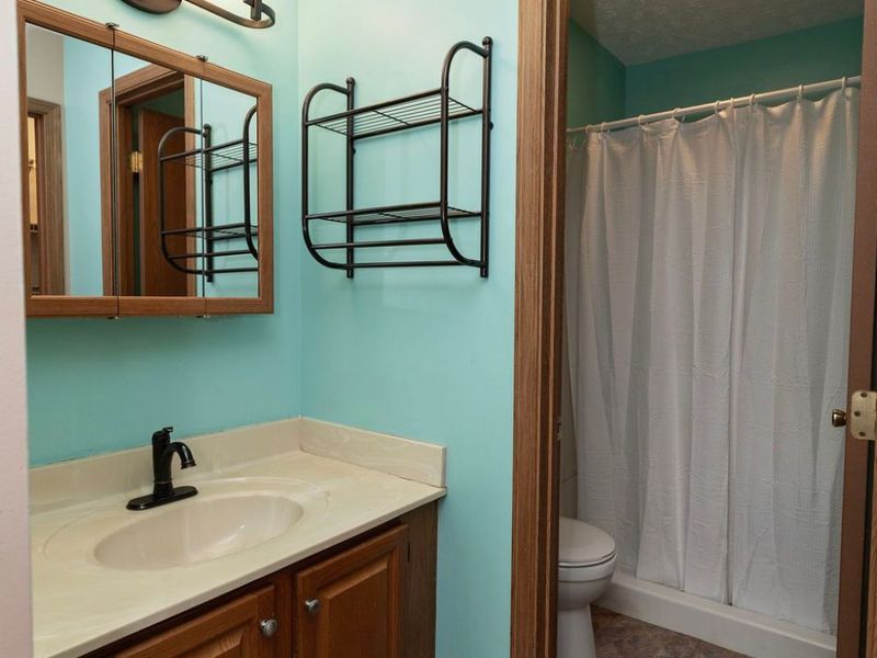 35254 Greenwich Avenue , North Ridgeville, OH 44039 Photo 36