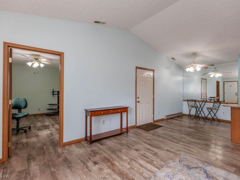 35254 Greenwich Avenue , North Ridgeville, OH 44039 Photo 4