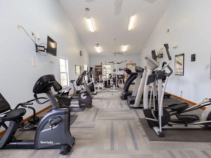 35254 Greenwich Avenue , North Ridgeville, OH 44039 Photo 40