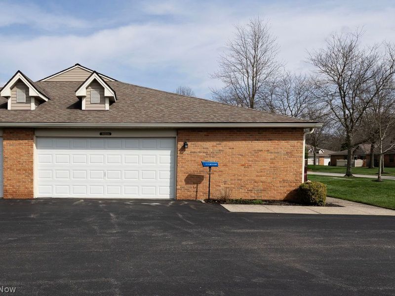 35254 Greenwich Avenue , North Ridgeville, OH 44039 Photo 41