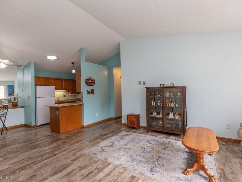 35254 Greenwich Avenue , North Ridgeville, OH 44039 Photo 6