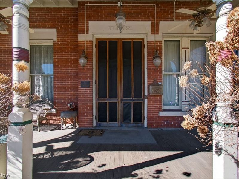 107 4th Street NE, Massillon, OH 44646 Photo 3