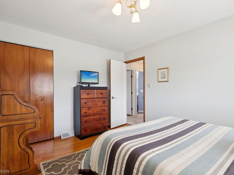 11690 Johnson Drive, Parma, OH 44130 Photo 18