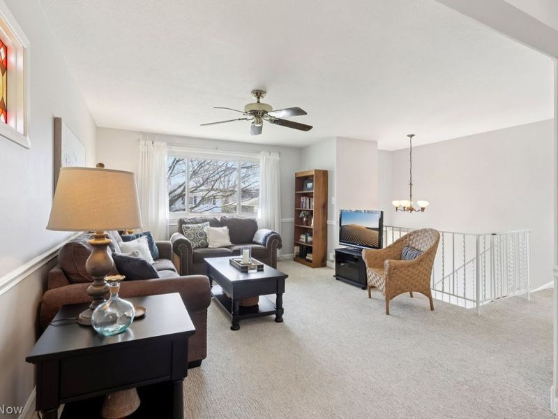 11690 Johnson Drive, Parma, OH 44130 Photo 2