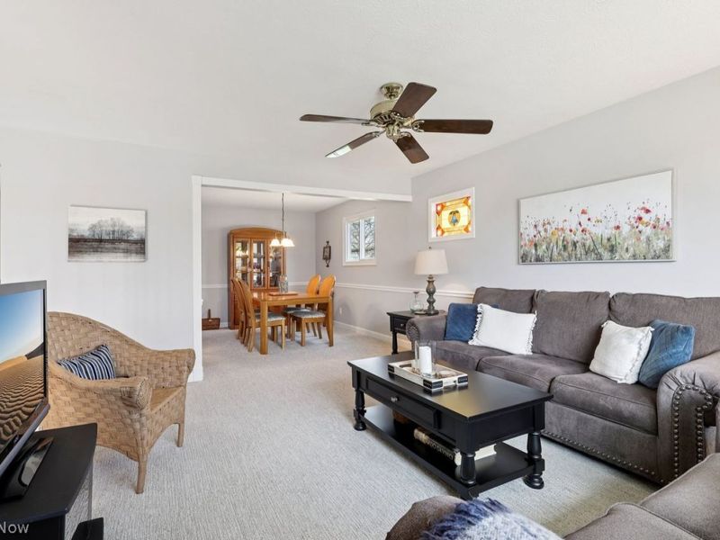 11690 Johnson Drive, Parma, OH 44130 Photo 4