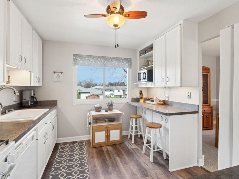 11690 Johnson Drive, Parma, OH 44130 Photo 9