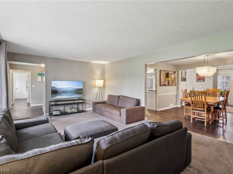 8639 Apple Hill Road , Chagrin Falls, OH 44023 Photo 13