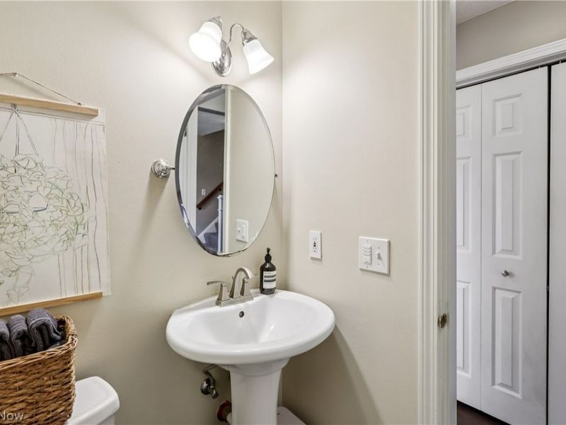 8639 Apple Hill Road , Chagrin Falls, OH 44023 Photo 15