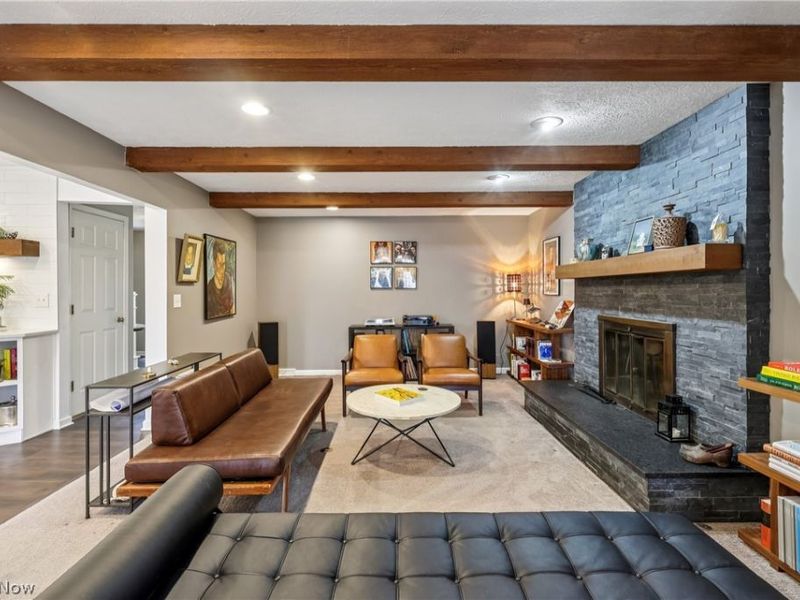 8639 Apple Hill Road , Chagrin Falls, OH 44023 Photo 6