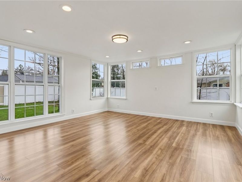 7999 Oxford Drive, Strongsville, OH 44149 Photo 18