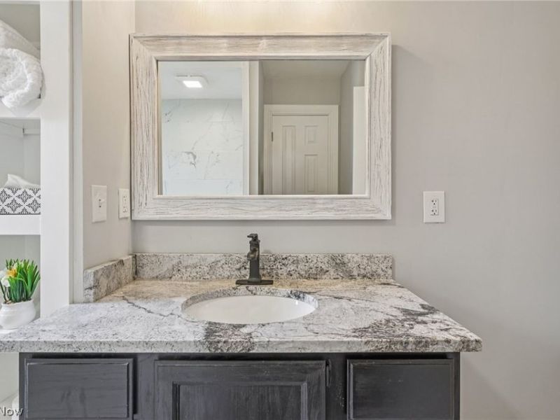 7999 Oxford Drive, Strongsville, OH 44149 Photo 23