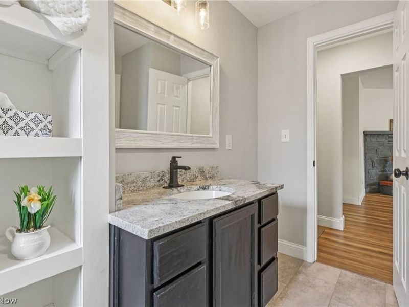 7999 Oxford Drive, Strongsville, OH 44149 Photo 25