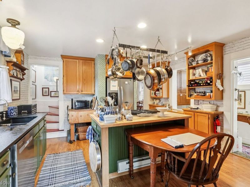 1814 W 30th Street, Cleveland, OH 44113 Photo 18