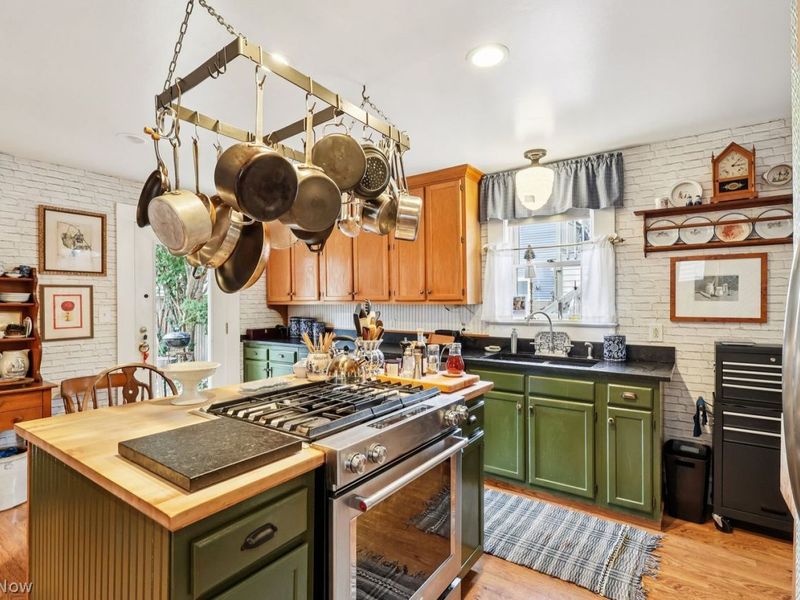 1814 W 30th Street, Cleveland, OH 44113 Photo 19