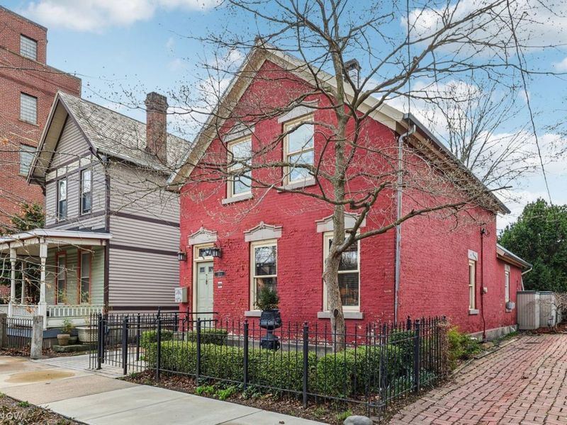 1814 W 30th Street, Cleveland, OH 44113 Photo 2