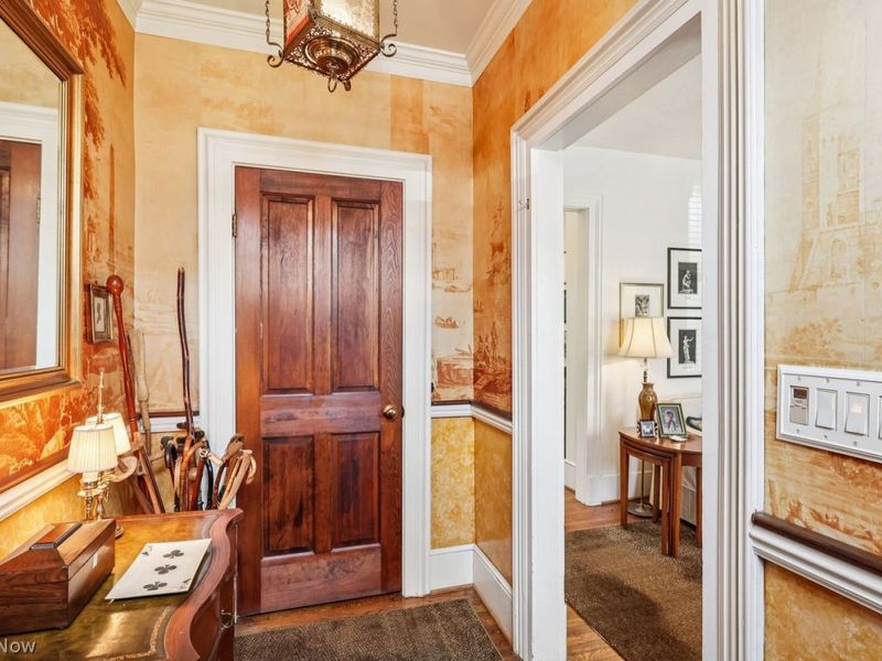 1814 W 30th Street, Cleveland, OH 44113 Photo 4