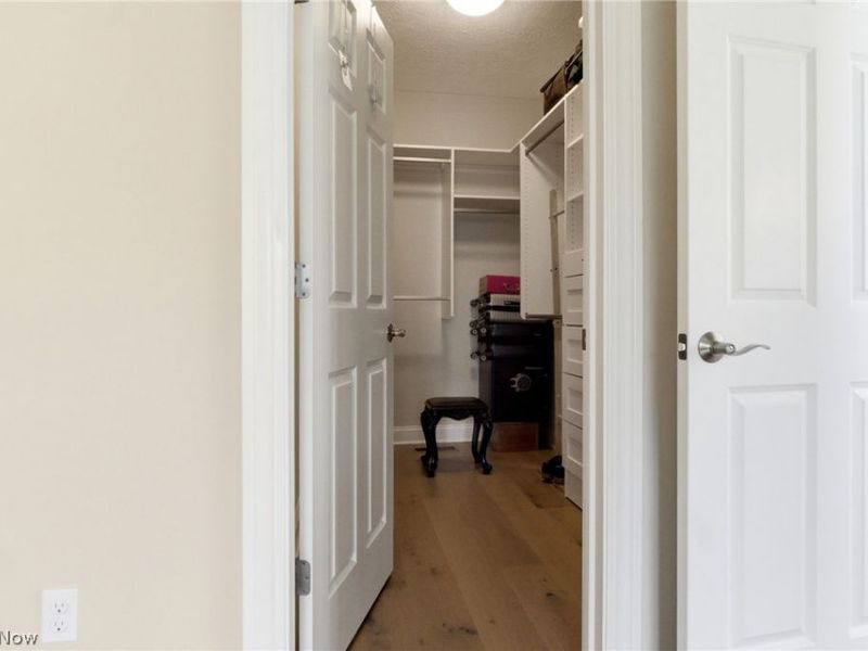 31523 Pier East , Avon Lake, OH 44012 Photo 22