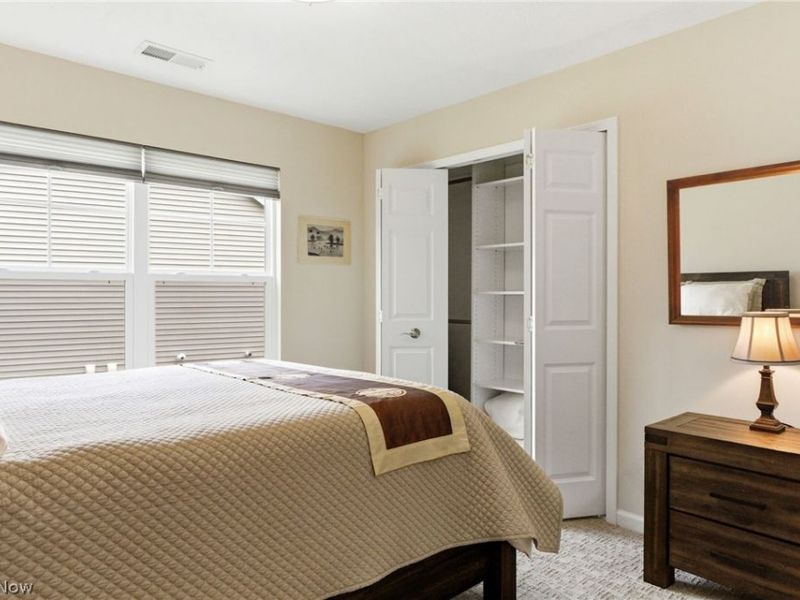 31523 Pier East , Avon Lake, OH 44012 Photo 28