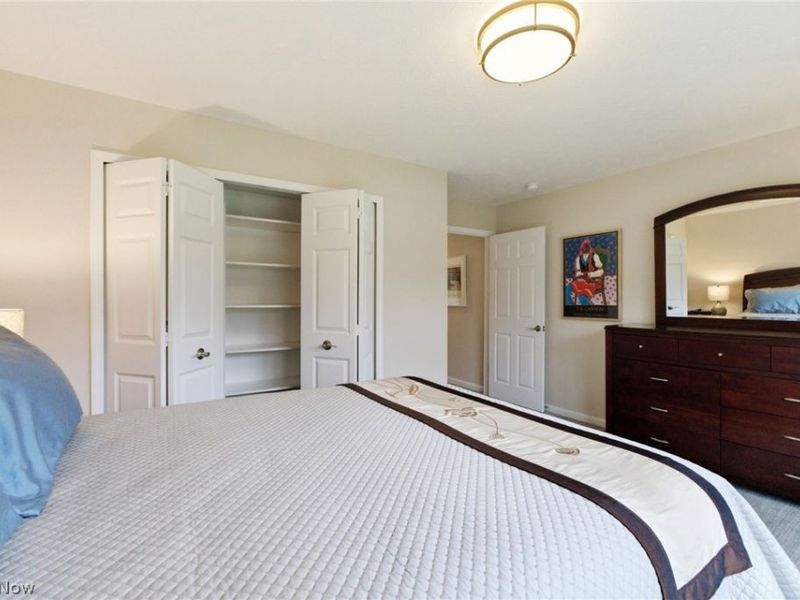 31523 Pier East , Avon Lake, OH 44012 Photo 32