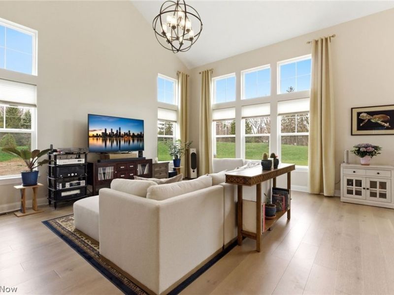 31523 Pier East , Avon Lake, OH 44012 Photo 7