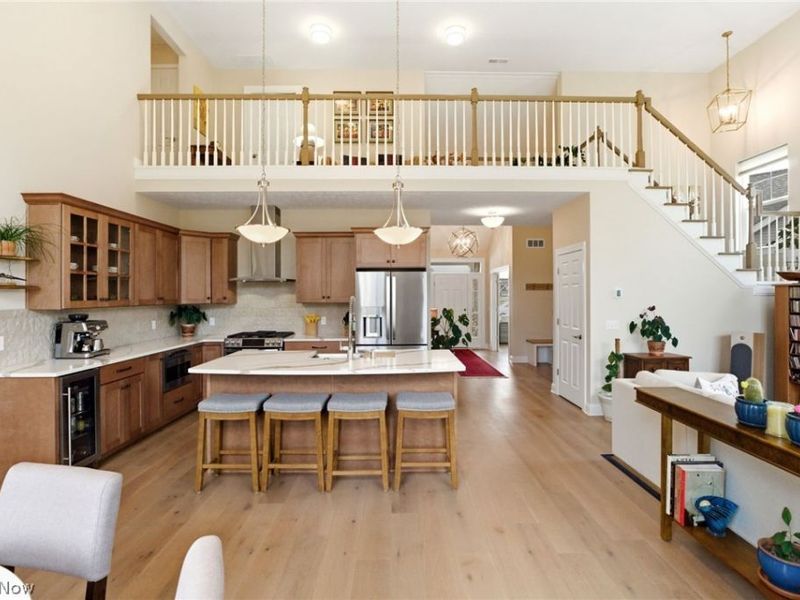 31523 Pier East , Avon Lake, OH 44012 Photo 9