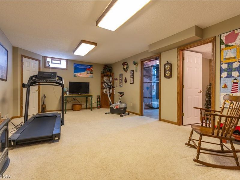 4381 Golden Eagle Road NW, Massillon, OH 44646 Photo 32