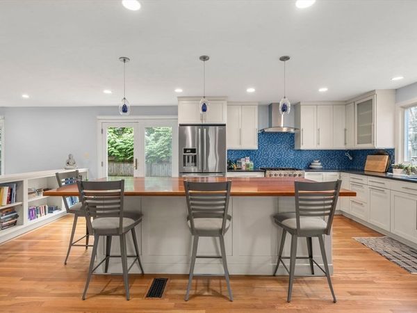 5 Derby St, Newton, MA 02465