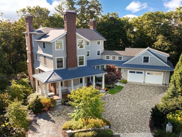 34 Pilgrim Rd, Newton, MA 02468