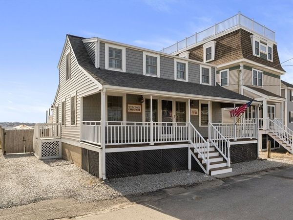 7 Moreland Ave, Hull, MA 02045