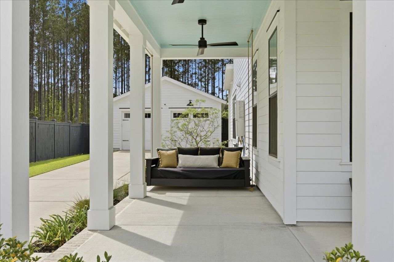 188 Clearblue Loop Photo 12