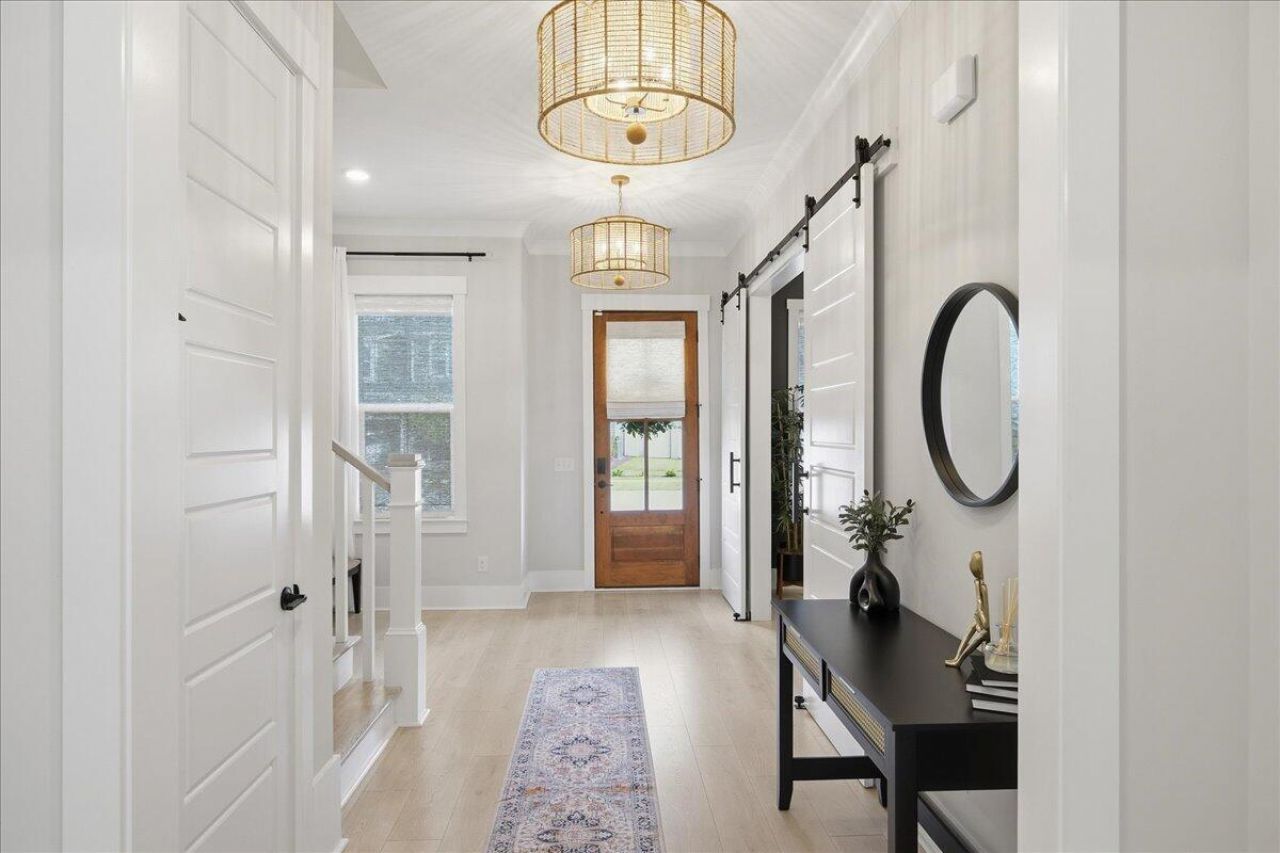 188 Clearblue Loop Photo 18