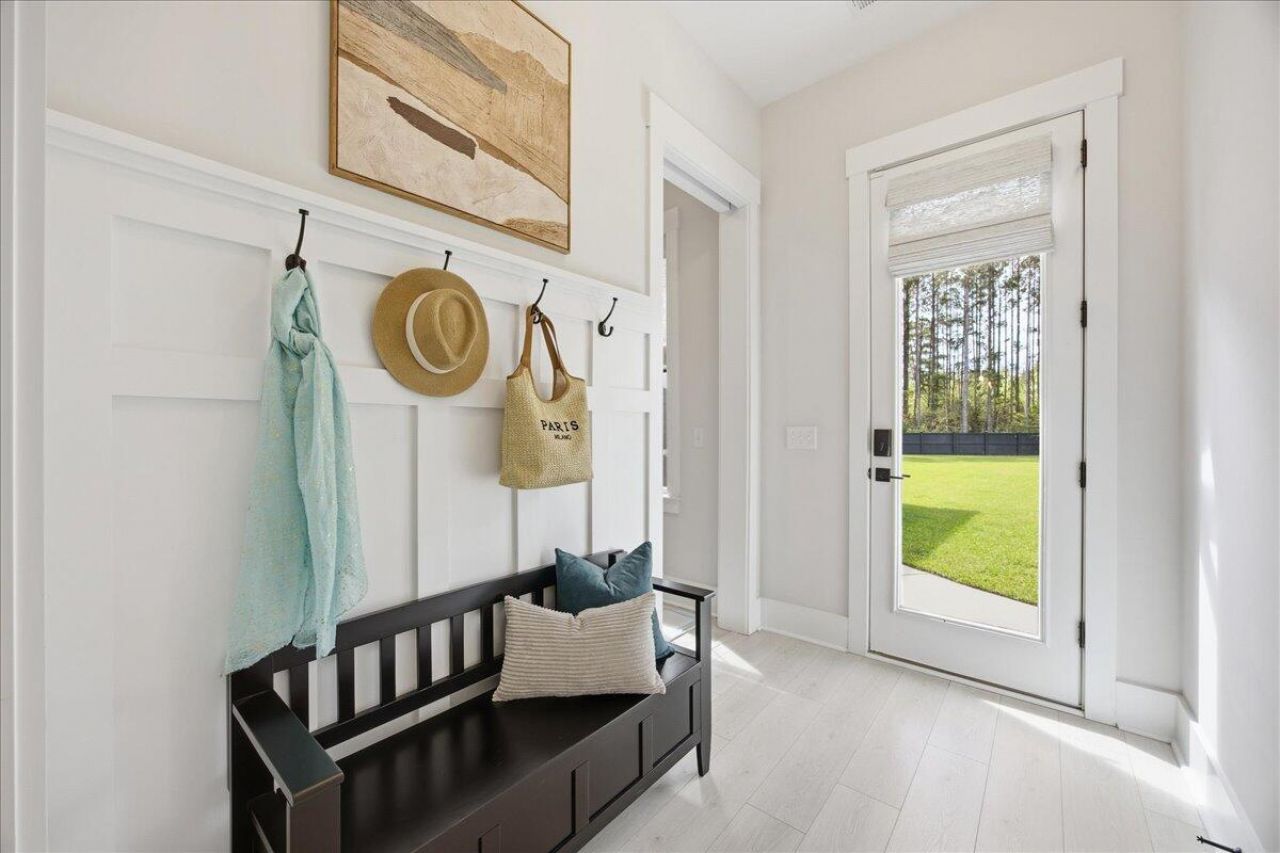 188 Clearblue Loop Photo 39