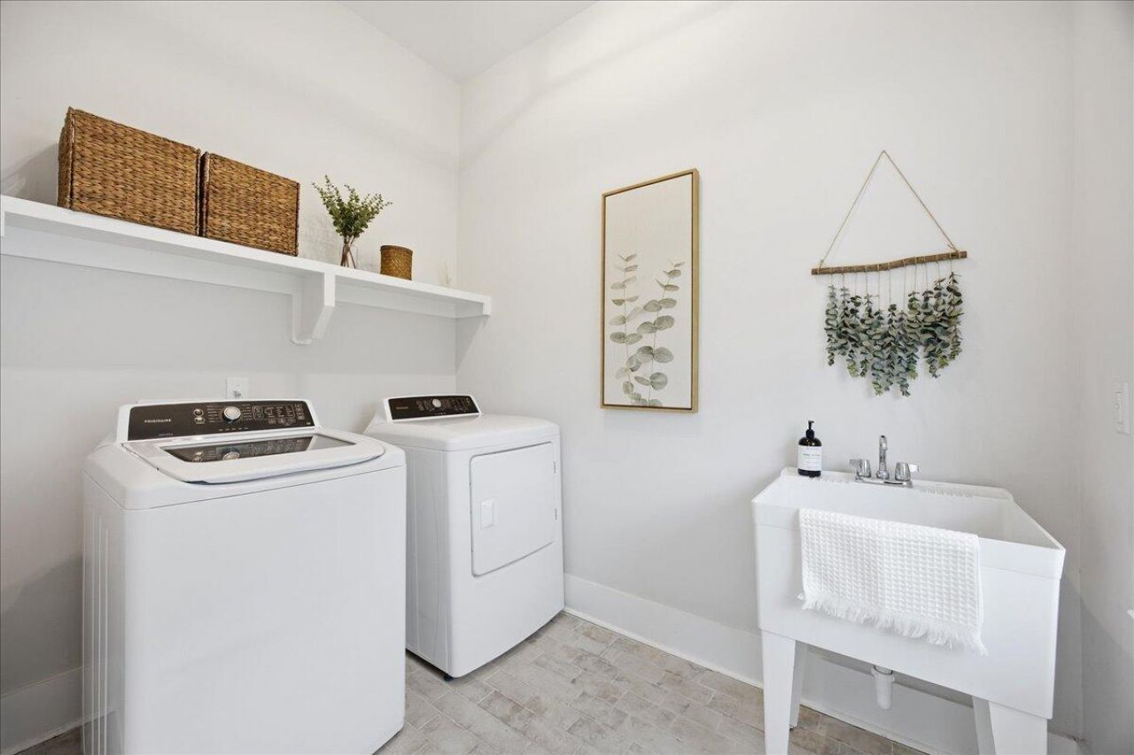 188 Clearblue Loop Photo 40