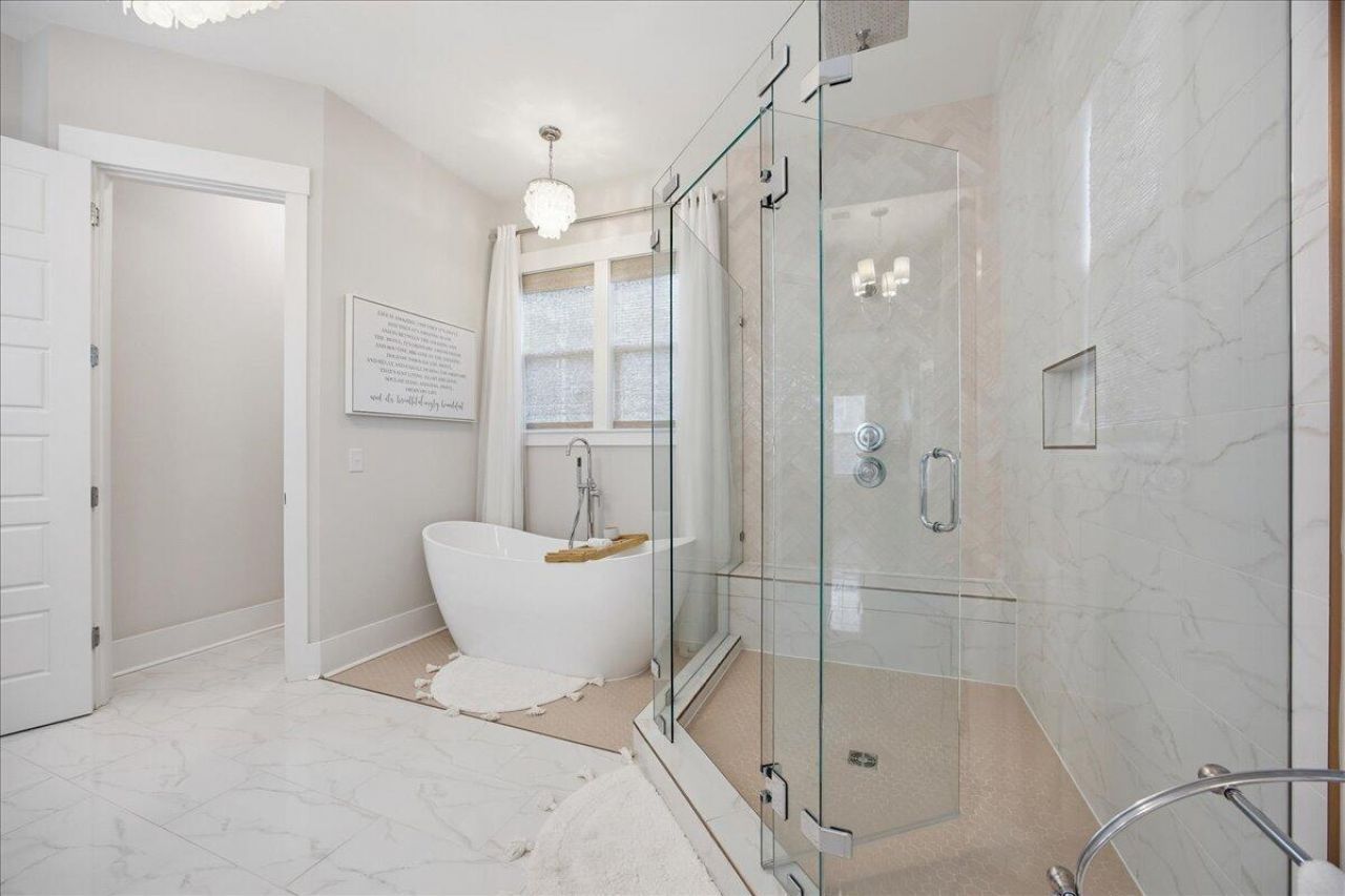 188 Clearblue Loop Photo 52