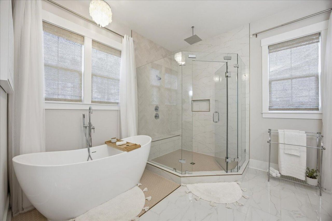 188 Clearblue Loop Photo 53